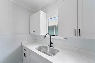 7006 Sherman St, Houston, TX 77011 - Photo 27