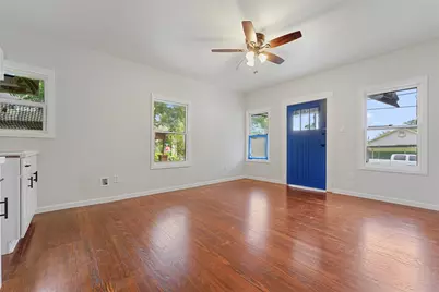 7006 Sherman Street, Houston, TX 77011 - Photo 9