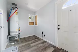 7006 Sherman St, Houston, TX 77011 - Photo 25