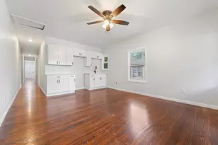 7006 Sherman St, Houston, TX 77011 - Photo 5