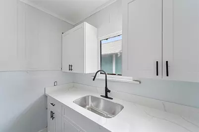 7006 Sherman Street, Houston, TX 77011 - Photo 25