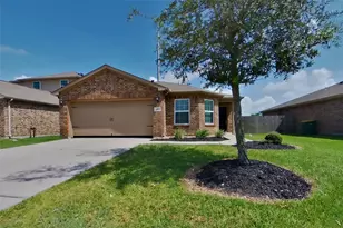 417 Palomino Stand Dr, La Marque, TX 77568 - Photo 1
