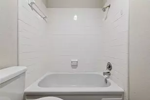 811 Threadneedle St, Houston, TX 77079 - Photo 31