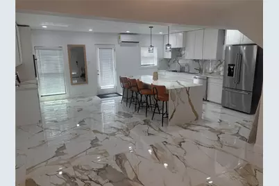 1820 N Macgregor Way, Houston, TX 77023 - Photo 17