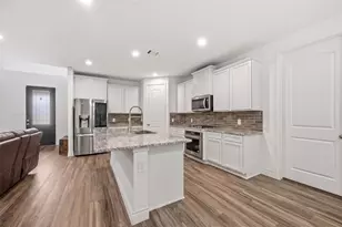 15814 Gibson Grass Ct, Spring, TX 77379 - Photo 9