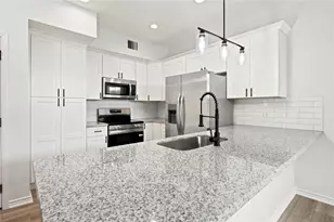 2024 Hampton St, Houston, TX 77088 - Photo 5