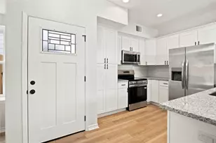 2024 Hampton St, Houston, TX 77088 - Photo 3