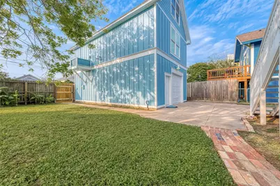 3520 Avenue S 1/2, Galveston, TX 77550 - Photo 37