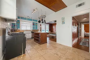 3520 Ave S 1/2, Galveston, TX 77550 - Photo 21