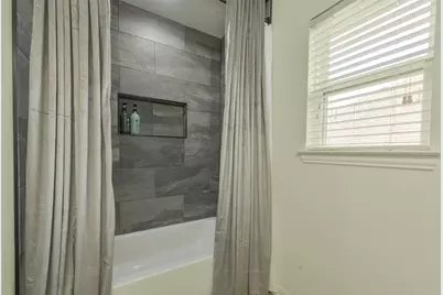 38 Hallmark Drive, Conroe, TX 77304 - Photo 35