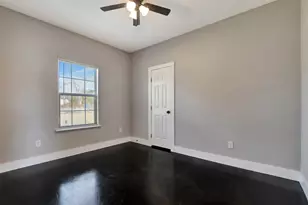 2546 16th St, Hempstead, TX 77445 - Photo 27