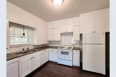745 E 18th Street, Houston, TX 77008 - Photo 5