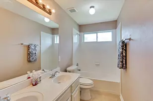 12302 Mint Teal Ct, Houston, TX 77066 - Photo 33