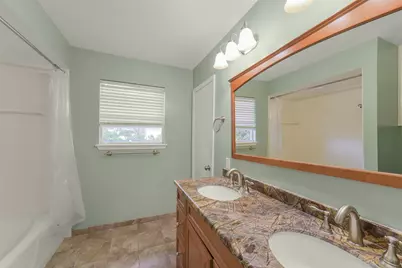 14915 Chadbourne Drive, Houston, TX 77079 - Photo 33