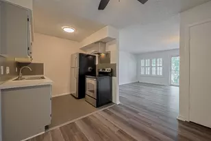 606 Marshall St, Houston, TX 77006 - Photo 5