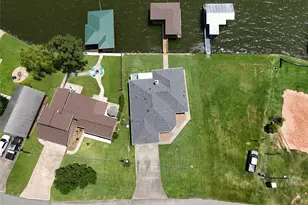 320 Lakefront Dr, Onalaska, TX 77360 - Photo 33