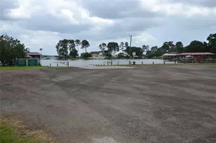 320 Lakefront Dr, Onalaska, TX 77360 - Photo 33