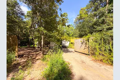 19124 Leicester, New Caney, TX 77357 - Photo 13