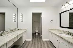 171 Litchfield Ln, Houston, TX 77024 - Photo 41