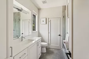 4638 Merwin St, Houston, TX 77027 - Photo 27