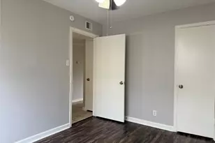 2102 5th Ave N, Texas City, TX 77590 - Photo 13