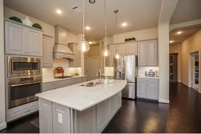 6243 Garden Lakes Lane, Sugar Land, TX 77479 - Photo 13