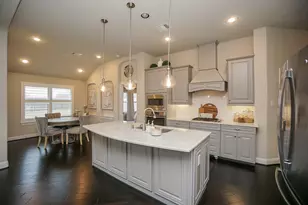 6243 Garden Lakes Ln, Sugar Land, TX 77479 - Photo 11