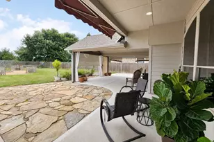 33039 Lois Ln, Magnolia, TX 77354 - Photo 3