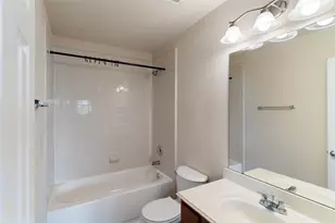 11909 Jelicoe Dr, Houston, TX 77047 - Photo 17