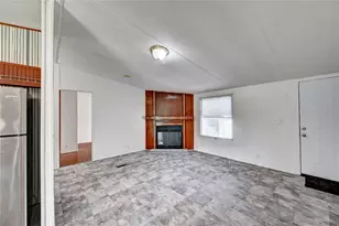 8119 Yale St, Houston, TX 77037 - Photo 27