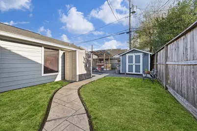 1423 Richelieu Lane, Houston, TX 77018 - Photo 33