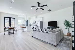 7115 England Ab, Houston, TX 77021 - Photo 11