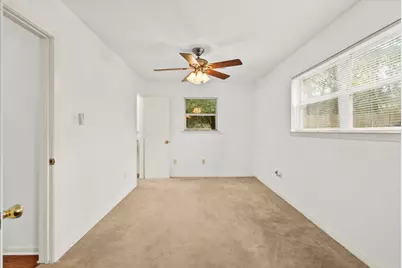 4206 Country Club Drive, Dickinson, TX 77539 - Photo 15