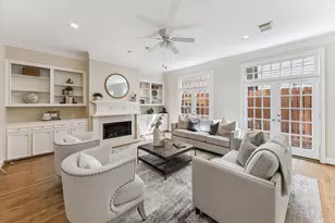 2403 Potomac Dr, Houston, TX 77057 - Photo 9