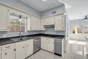 14014 Court of Regents, Houston, TX 77069 - Photo 7