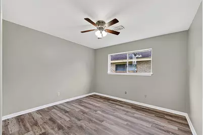 1303 Bayou Drive, Alvin, TX 77511 - Photo 21