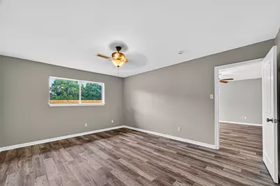 1303 Bayou Drive, Alvin, TX 77511 - Photo 17