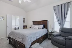 658 W Linnwood Dr, New Caney, TX 77357 - Photo 15