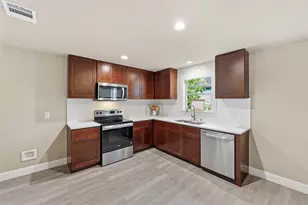 3930 Hartel St, Beaumont, TX 77705 - Photo 9