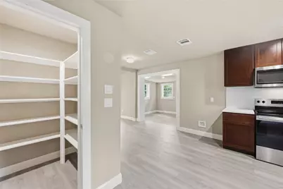3930 Hartel Street, Beaumont, TX 77705 - Photo 13