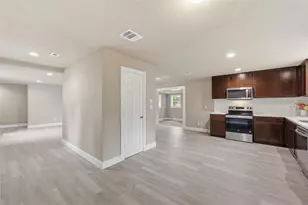 3930 Hartel St, Beaumont, TX 77705 - Photo 7