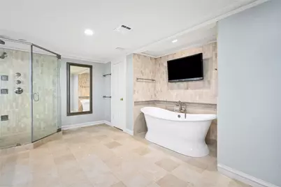 2105 Del Monte Drive, Houston, TX 77019 - Photo 21