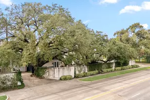 2105 Del Monte Dr, Houston, TX 77019 - Photo 37