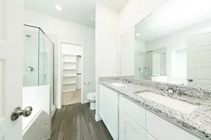 15606 Coneflower Hls Dr, Houston, TX 77090 - Photo 13