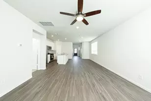 15606 Coneflower Hls Dr, Houston, TX 77090 - Photo 9