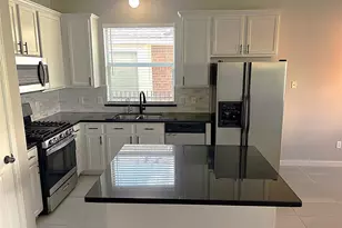 10634 Lyndon Meadows Dr, Houston, TX 77095 - Photo 11