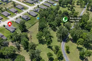 218 Rocky Rdg Dr, Anahuac, TX 77514 - Photo 41
