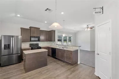 218 Rocky Ridge Drive, Anahuac, TX 77514 - Photo 19