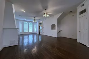 118 Detering St, Houston, TX 77007 - Photo 9