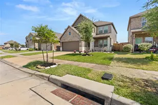 12726 Tullich Ln, Humble, TX 77346 - Photo 3